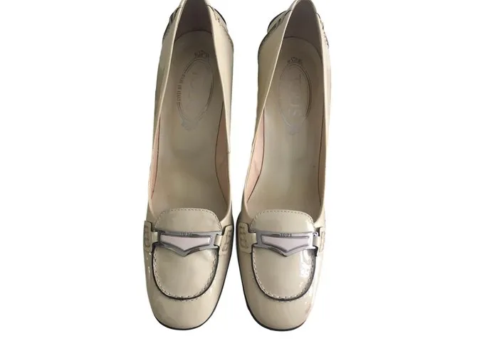 Tod's Beige Heels
